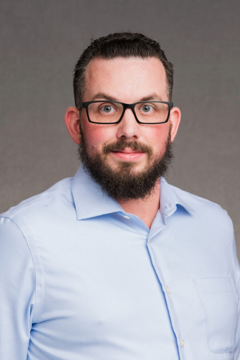 Casey Moffitt CFO 768x1152